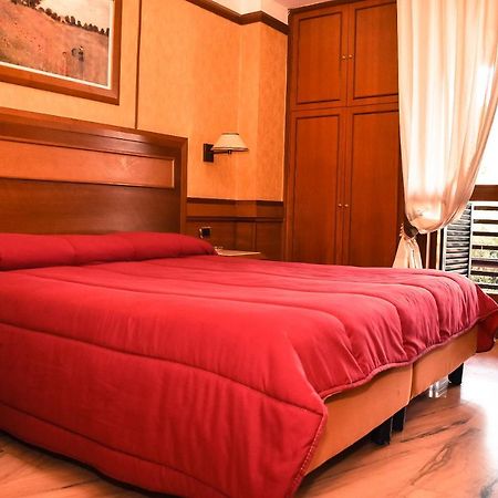 Hotel Miravalle เนเปิลส์ ภายนอก รูปภาพ