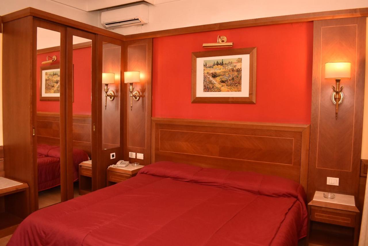 Hotel Miravalle เนเปิลส์ ภายนอก รูปภาพ