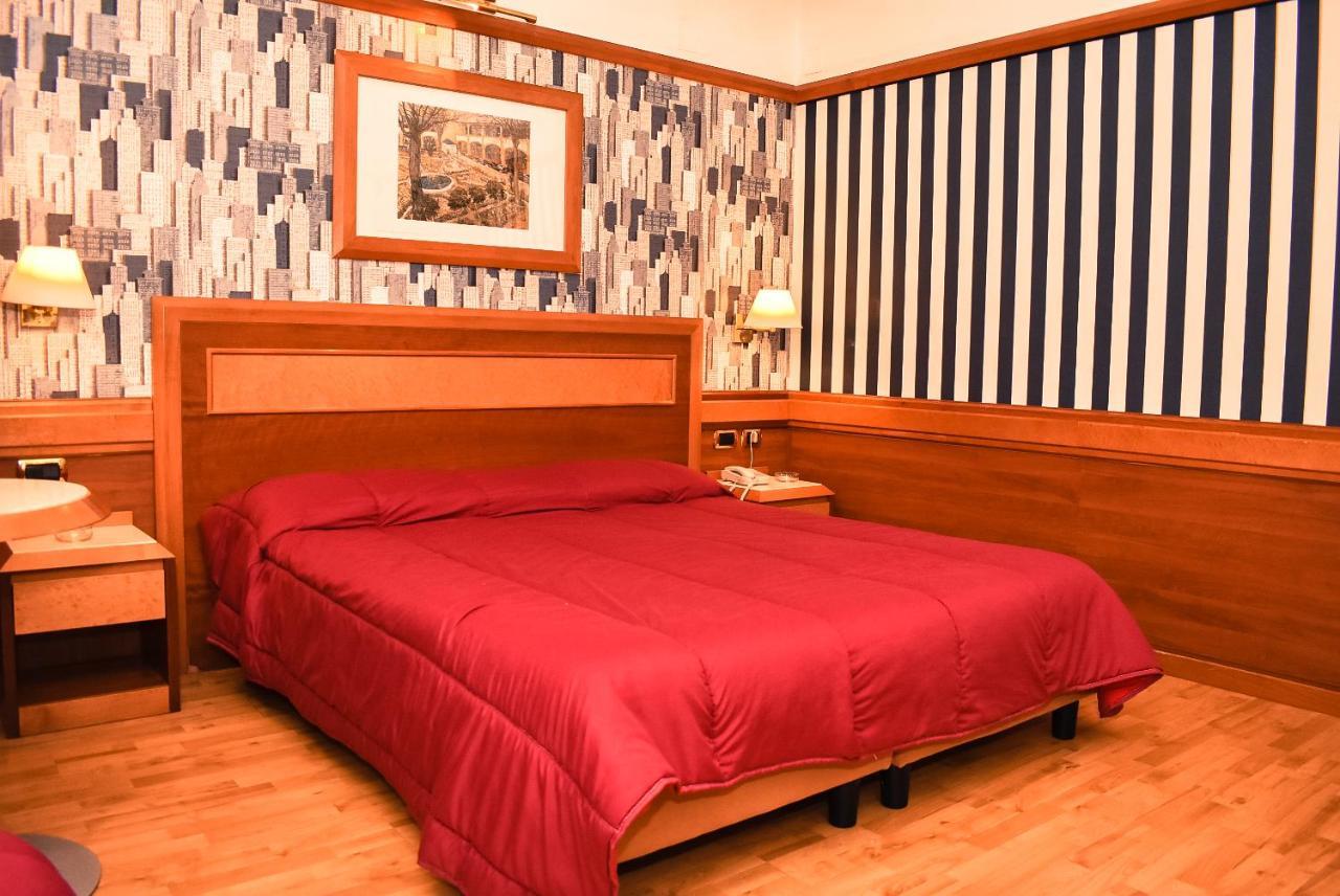 Hotel Miravalle เนเปิลส์ ภายนอก รูปภาพ